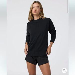 NWT! VUORI SEDONA WEEKENDER CREW - BLACK